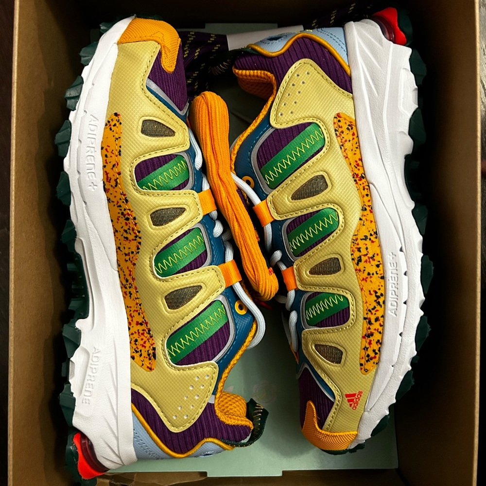 Sean Wotherspoon Adidas and Disney collab “jimmy cricket”